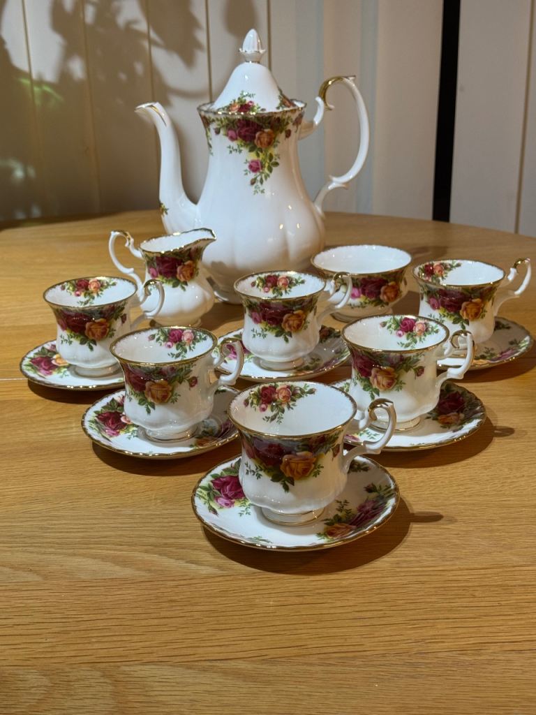 Royal Albert Old Country Roses Coffee Set