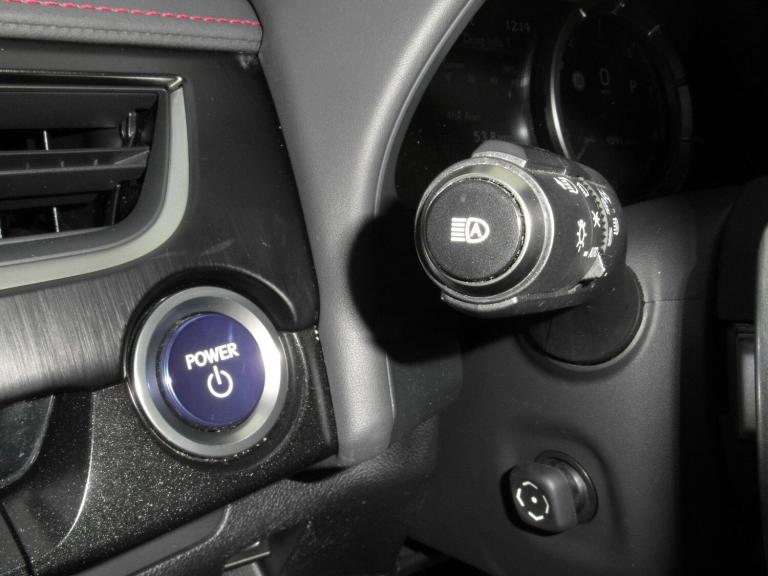 2019 Lexus UX 2.0 250h F Sport (Premium Plus) SUV 5dr Petrol Hybrid E-CVT Euro 6 (s/s) (1 ESTATE ...