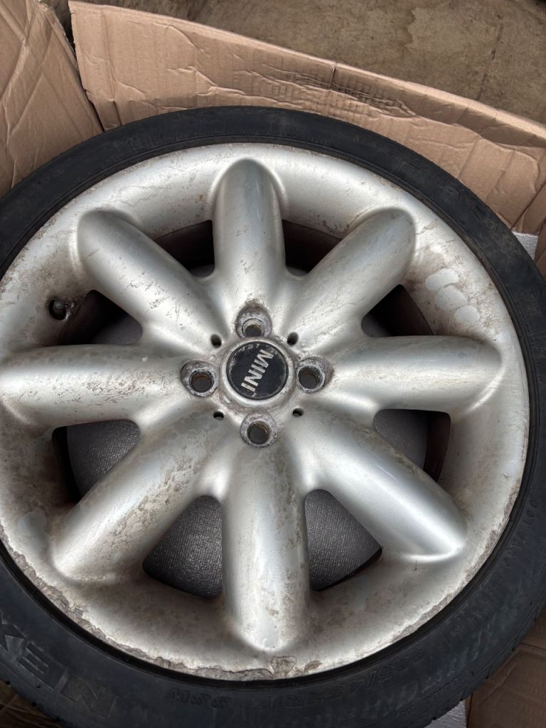 Mini Cooper wheels 