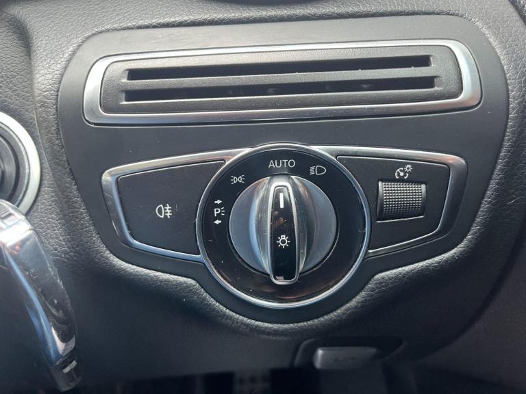 2014 Mercedes-Benz C Class 2.1 C250 BlueTEC AMG Line G-Tronic+ Euro 6 (s/s) 4dr SALOON Diesel Aut...