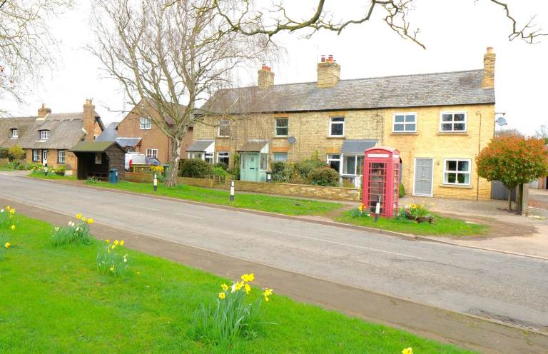 To Rent - Two Bedroom Terrace Cottage, Rampton, Cambridgeshire.