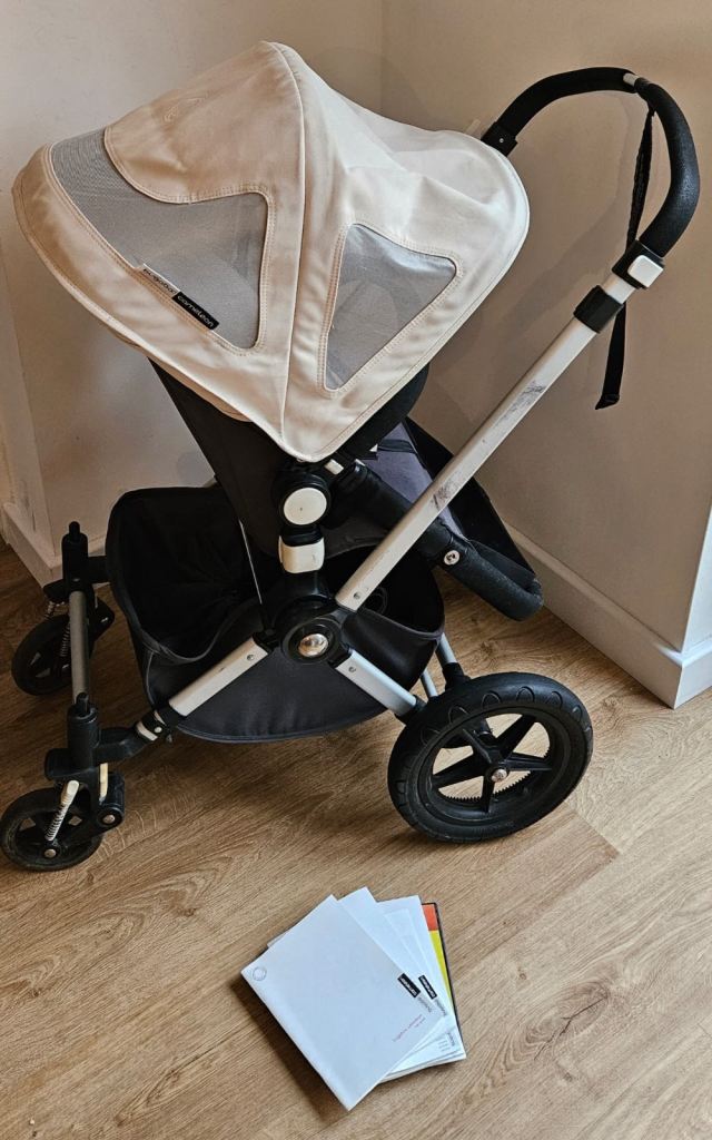 Bugaboo Cameleon pushchair / stroller