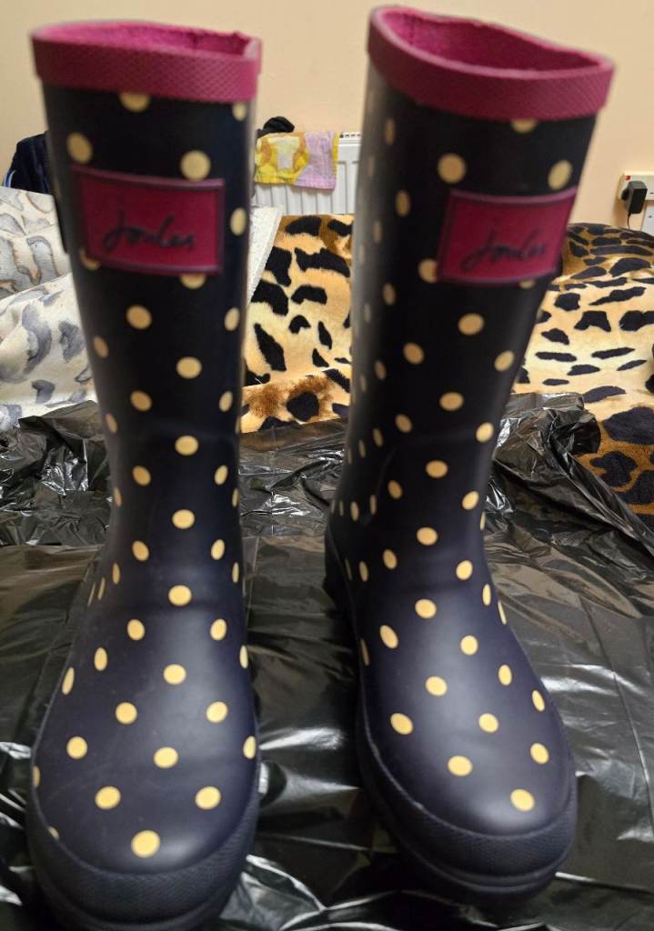 Wellies.