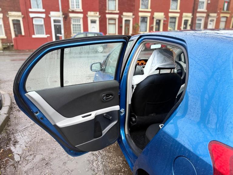 2010 Toyota Yaris 1.33 Dual VVT-i TR Euro 4 (s/s) 5dr HATCHBACK Petrol Manual