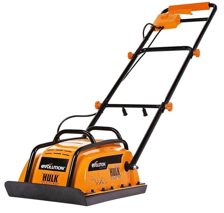 Wacker plate hire £25 a day 