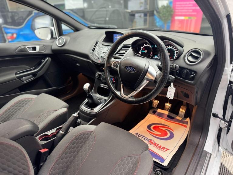 2017 Ford Fiesta 1.0T EcoBoost ST-Line Euro 6 (s/s) 3dr Hatchback Petrol Manual