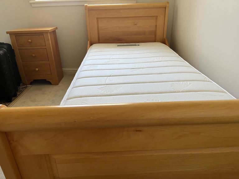 SINGLE BED COMPLETE WITH MATTRESS