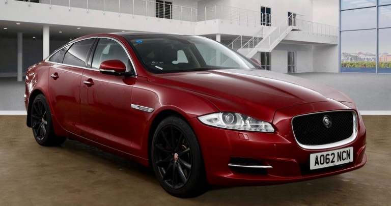 2012 Jaguar XJ 3.0d V6 Luxury 4dr Auto [8] SALOON DIESEL Automatic