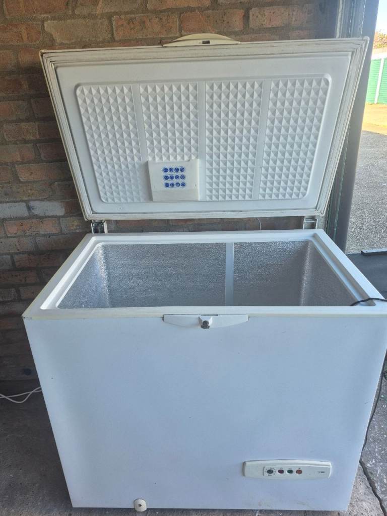 Whirlpool chest freezer 