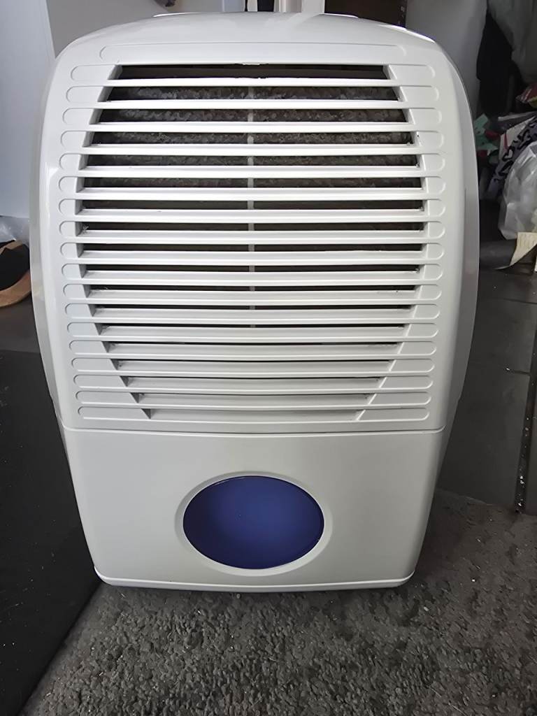 Dehumidifier 
