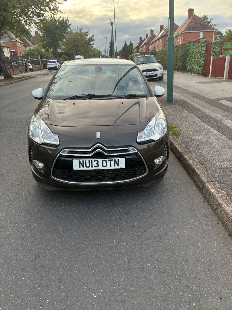 Citroen, DS3, Hatchback, 2013, Manual, 1598 (cc), 3 doors
