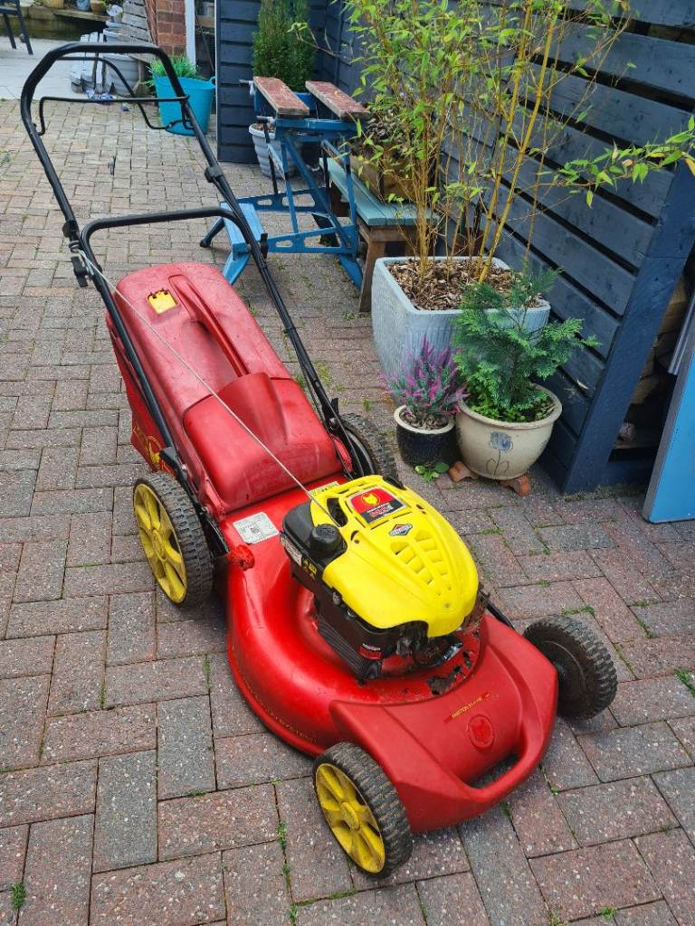 Wolf-Garten Ambition 53 A HW Petrol Lawn Mower - Fair Condition