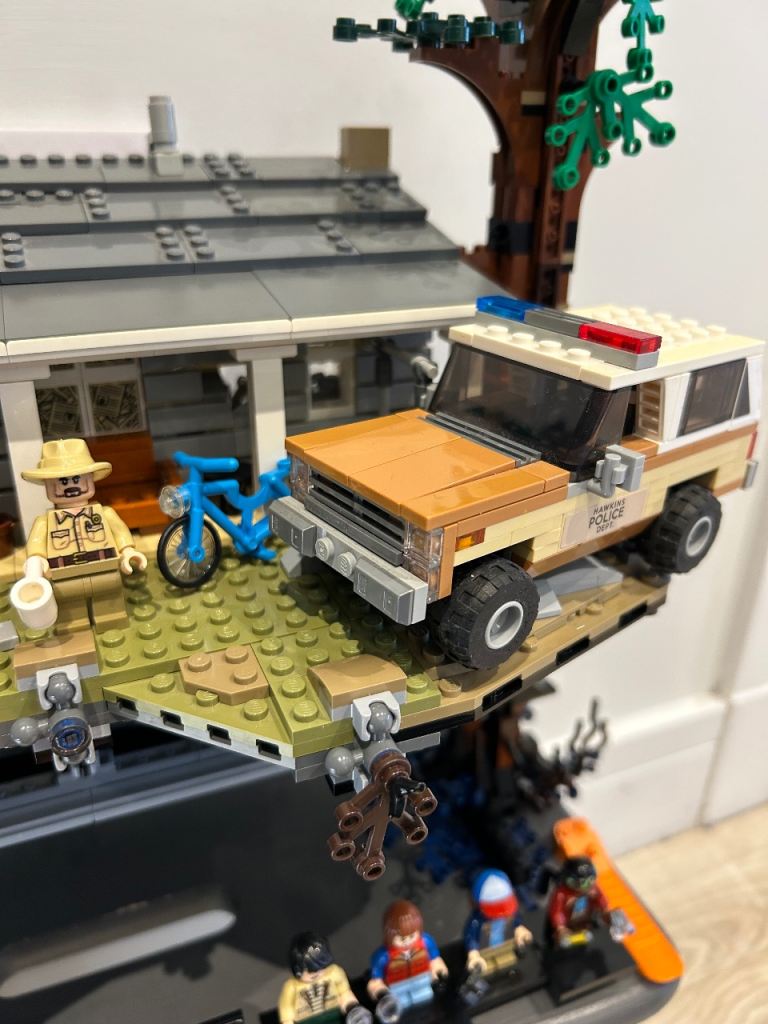 Lego 75810 stranger things upside down set 8 figures instructions box RARE RETIRED