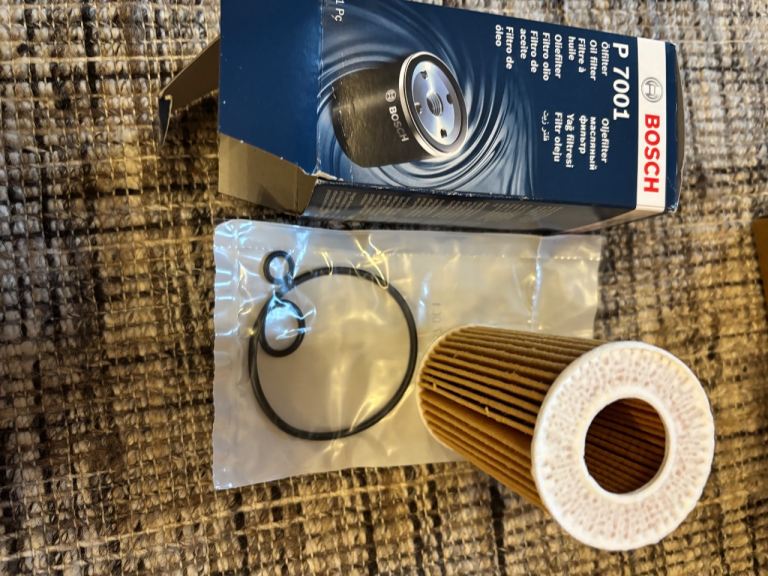 Bosch P7001 oil filter 