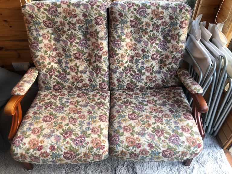 Summerhouse / conservatory double sofa