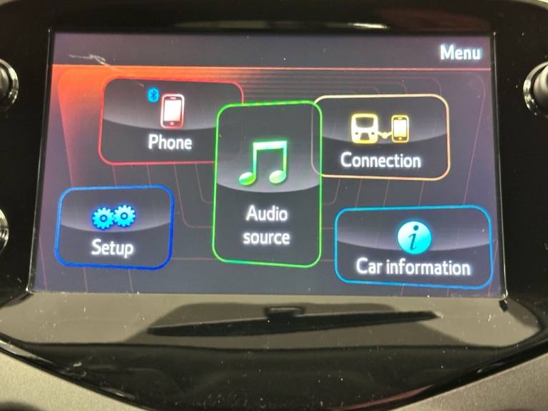 2020 Toyota AYGO 1.0 VVT-i X-TREND FUNROOF X-SHIFT AUTO FIVE DOOR 70 BHP Hatchback Petrol Automatic