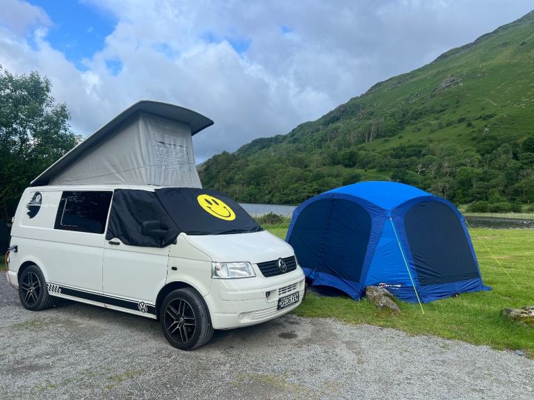 2006 VW T5 T28 MANUAL 4 BERTH CAMPERVAN