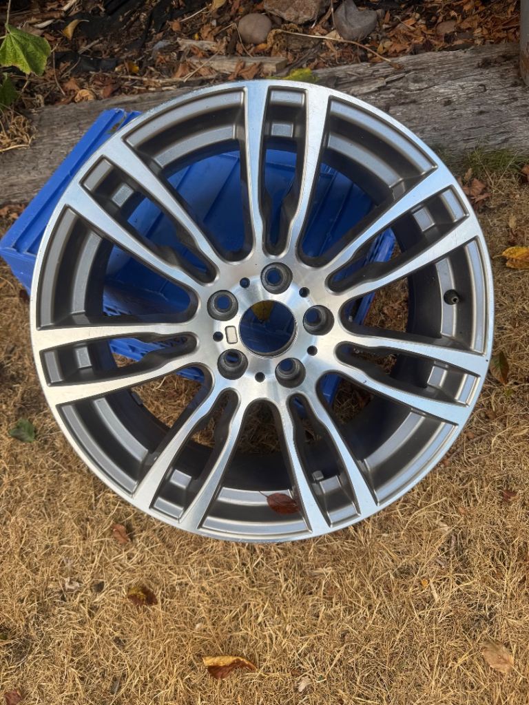 BMW M Sport alloy wheel 