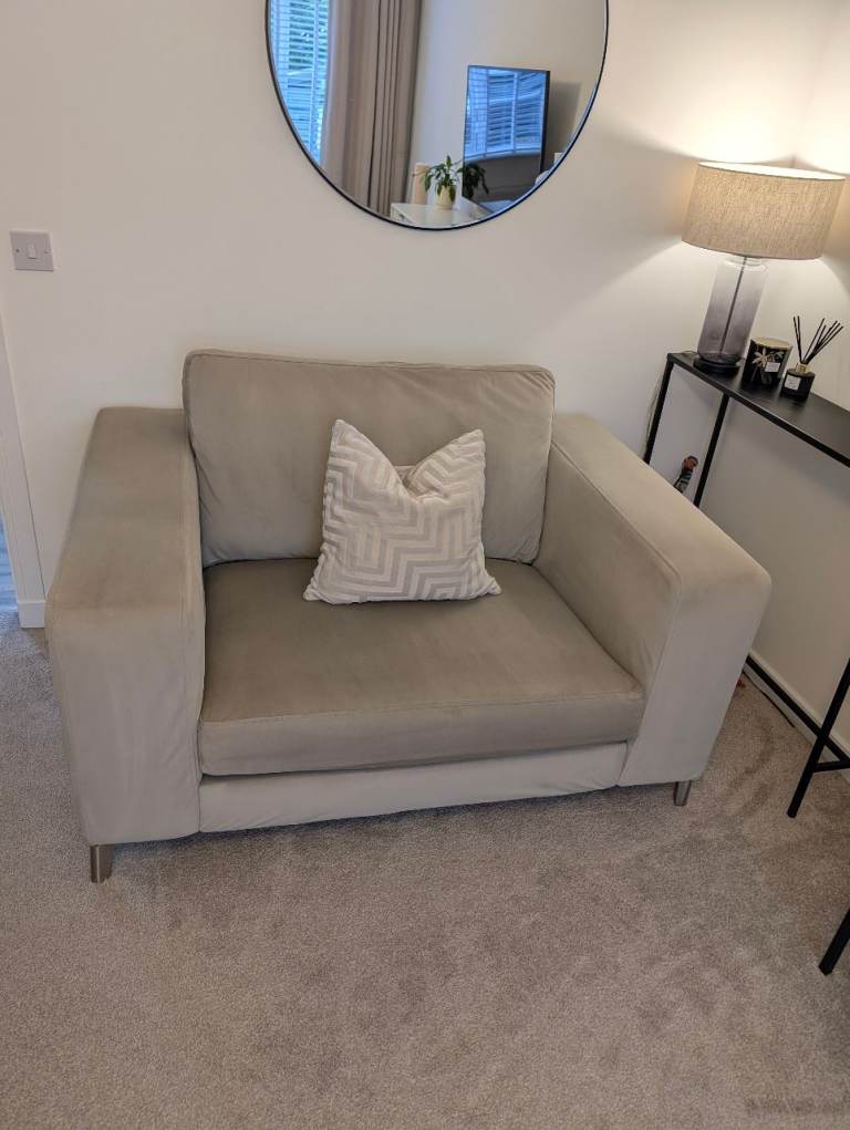 Sofa and cuddle chair