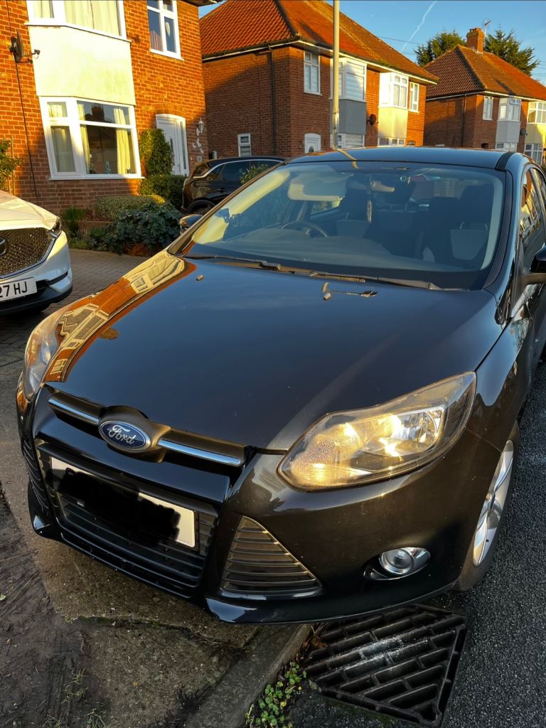 Ford, FOCUS, Hatchback, 2012, Manual, 1596 (cc), 5 doors