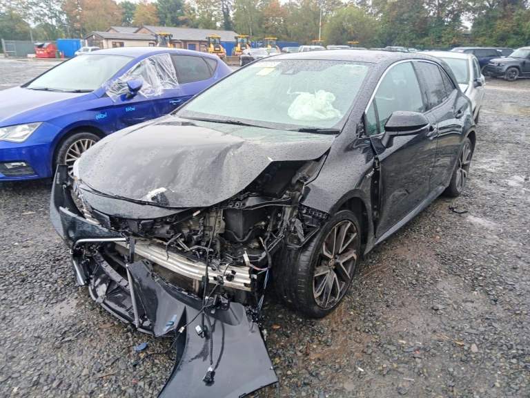 BREAKING TOYOTA COROLLA 1.8 PETROL 2021 STOCK NUMBER BD63