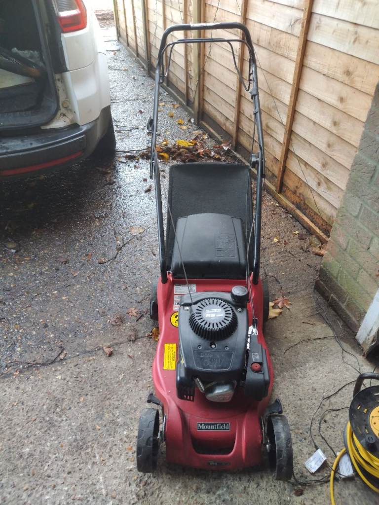 Mountfield petrol self propelled rotary lawnmower with grass box 4 stroke engine vgc gwo 