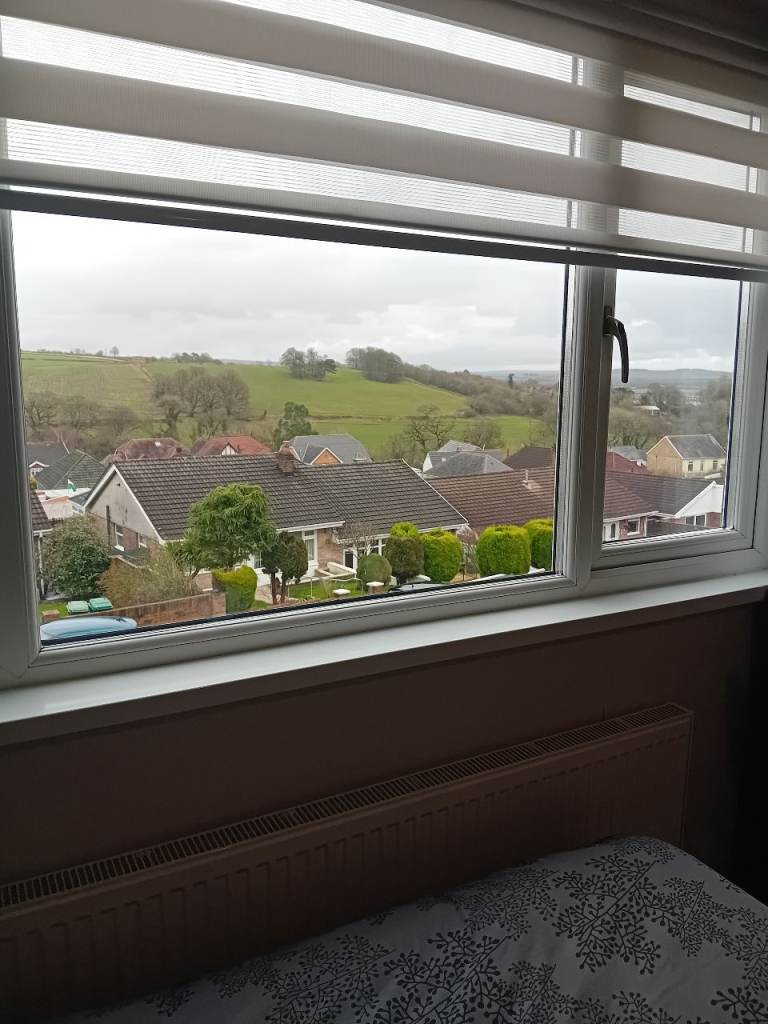 Room fantastic triple size with triple fitted wardrobes 