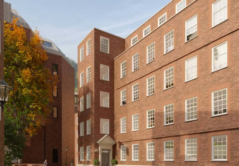 Fleet Street, EC4A - Serviced Office Sizes From 12 to 84 Desks Flexible Private Furnished Spaces