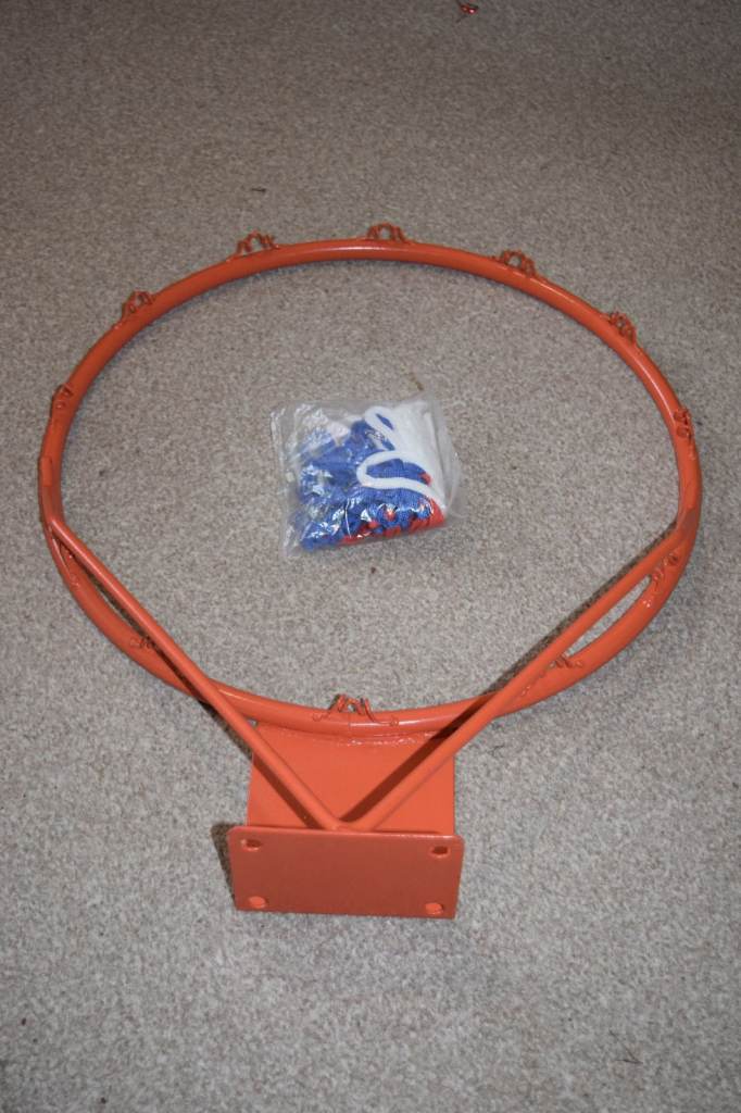 Basketball hoop