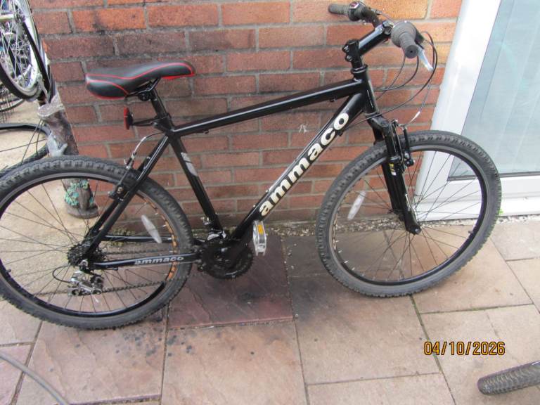 mens 18 speed ammaco mountain bike in very good condition 