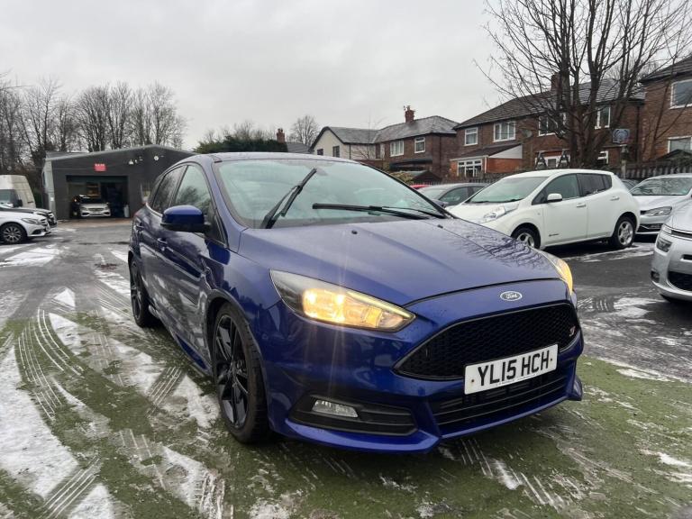 2015 Ford Focus 2.0 TDCi ST-2 Euro 6 (s/s) 5dr HATCHBACK Diesel Manual