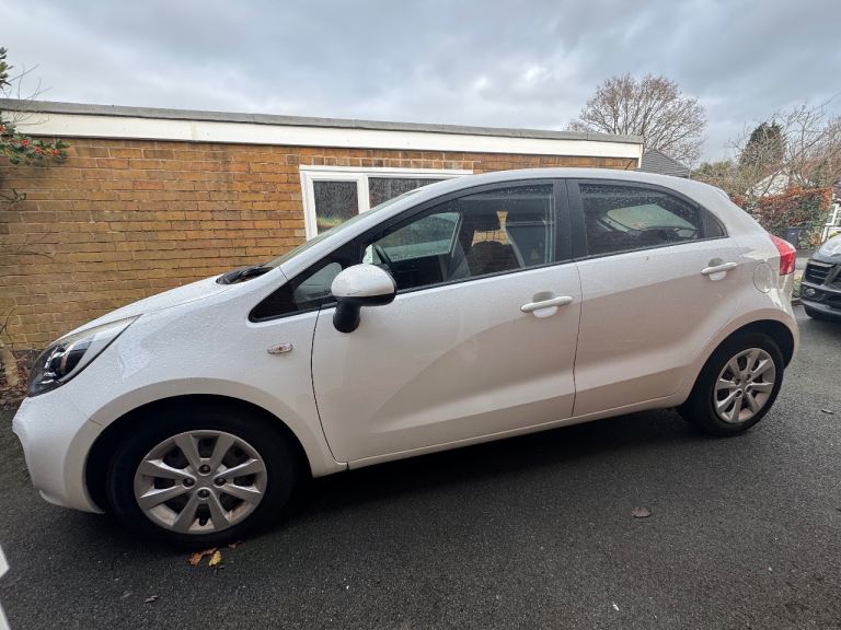 Kia, RIO, Hatchback, 2013, Manual, 1248 (cc), 5 doors