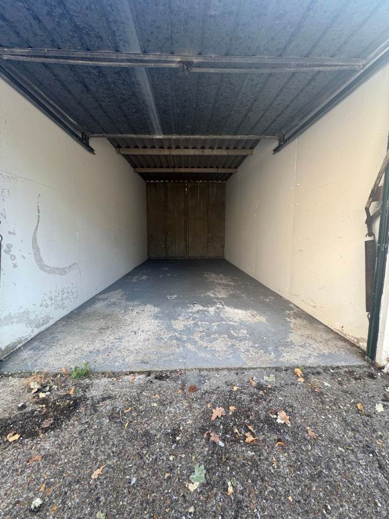 Garage to Rent – Southfields SW19