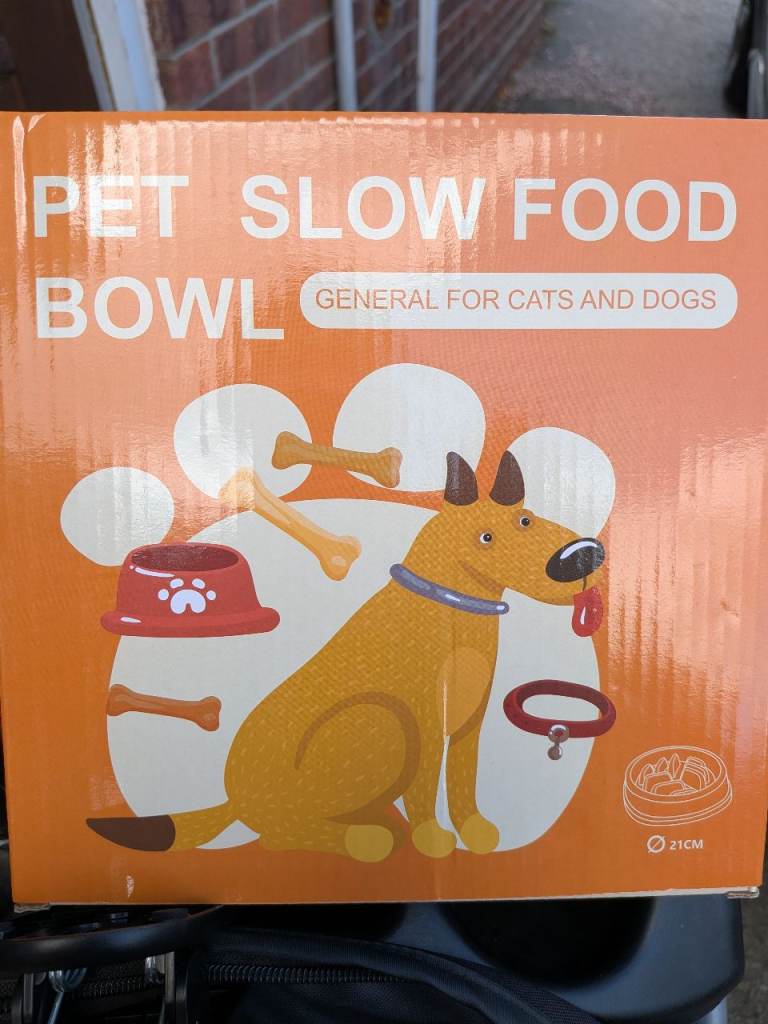 Slow feeder dog bowl 