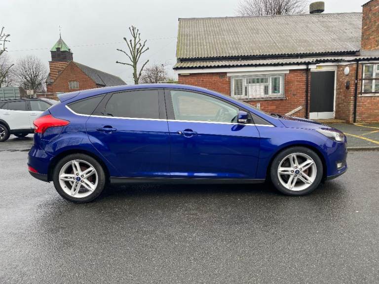 FORD FOCUS  1.0t  ECOSPORT  2017  5 DOOR 6 SPEED IN VGC  NEW BELTS NEW MOT  