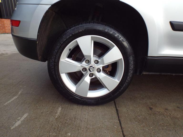  Skoda Yeti 2.0 TDI SE Outdoor 4WD Euro 5 5dr Diesel Manual