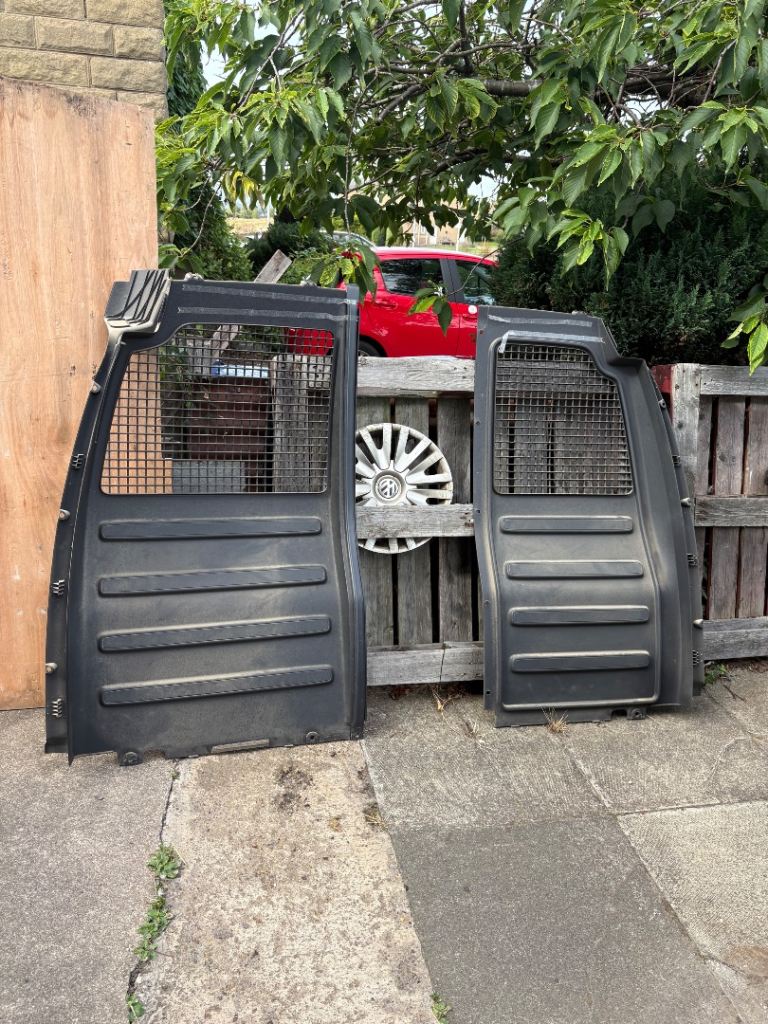 Vw caddy bulk head 