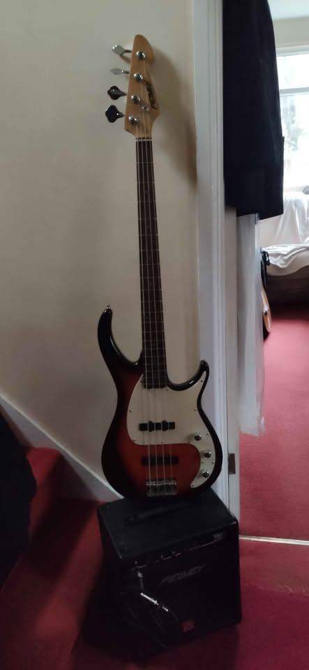 Peavey jazz bass and amp for ages 12 to adults.