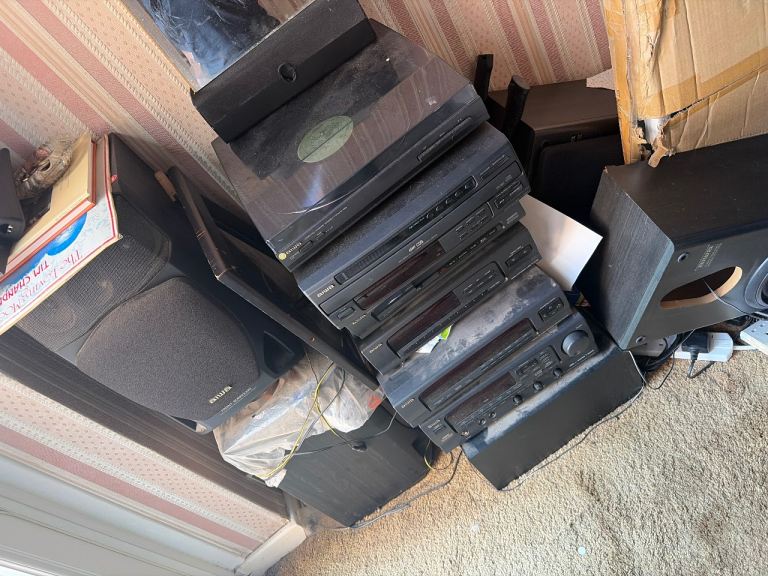 Free stereo speaker