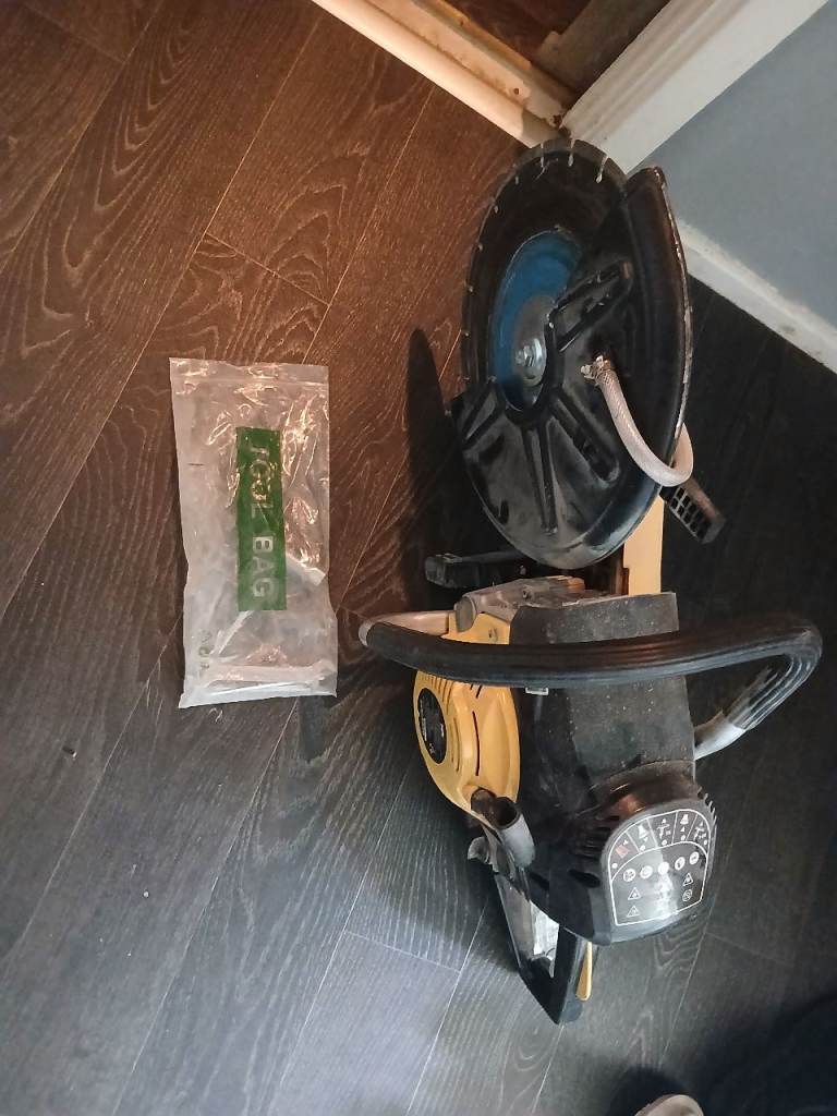 Concrete Saw – Good Condition, With Blade