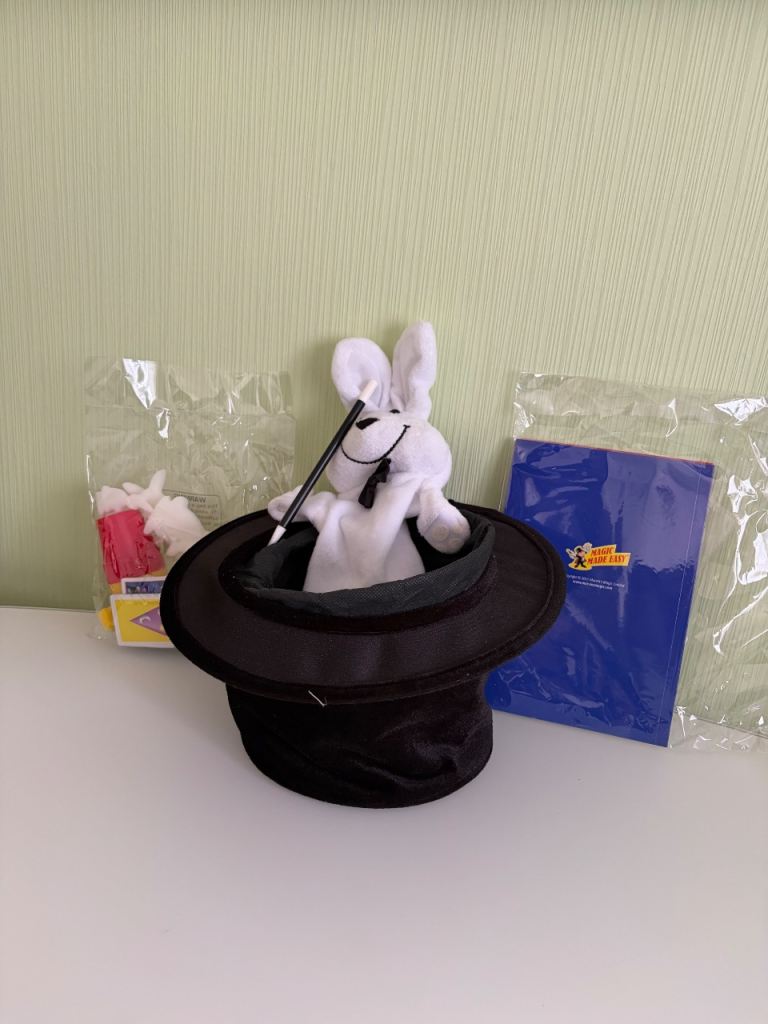 Marvin's Magic Hat with Pop-Up Rabbit – As Good As New