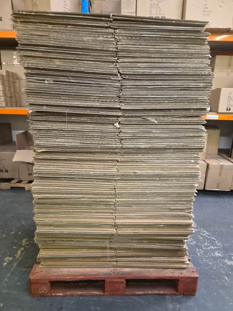 High‑Quality Used Cardboard Boxes – Bulk Clearance – 600–1000 units  