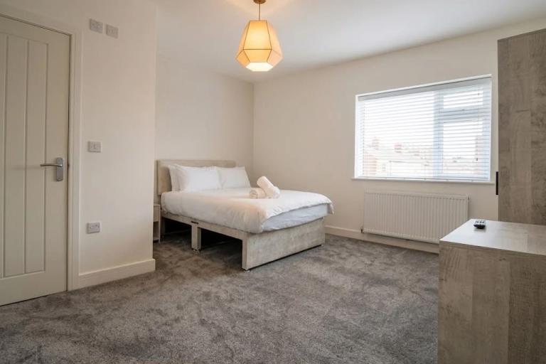 En-suite Double Room to Let
