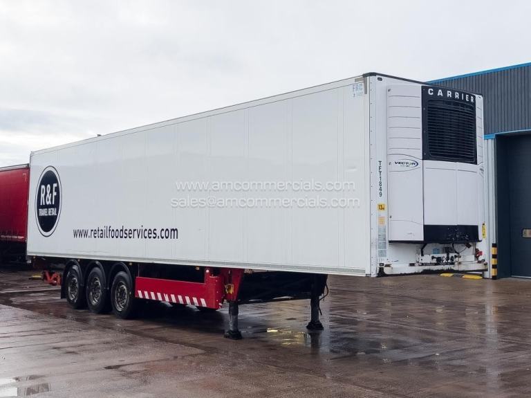 SCHMITZ CARGOBULL TWIN EVAP FRIDGE TRAILER