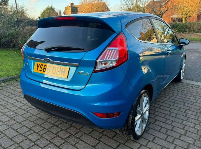 2016 (66) FORD FIESTA 1.0T TITANIUM GENUINE 45,000 MILES SAT NAV HEATED SEATS! 