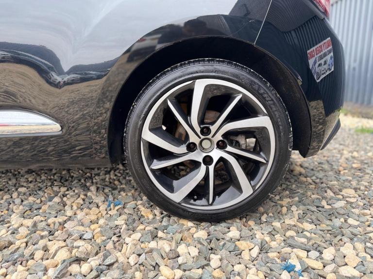 2015 DS Automobiles DS 3 1.6 BlueHDi DStyle Nav Euro 6 (s/s) 3dr HATCHBACK Diesel Manual