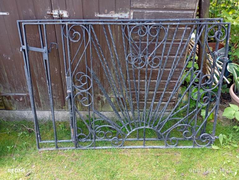 Pair metal garden gates