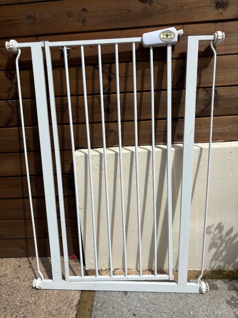 Bettacare pet gate.