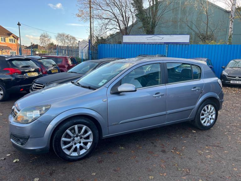 2006 Vauxhall Astra 1.8i 16V Design 5dr Auto HATCHBACK PETROL Automatic