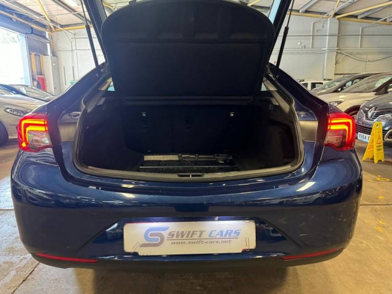 2019 Vauxhall Insignia 1.6 Turbo D ecoTEC Design Nav Grand Sport 5dr Diesel Manual Euro 6 (s/s) (...